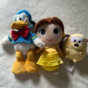 Disney parks plush lot Donald Duck, Pluto and Belle all very nice 3 piece lot